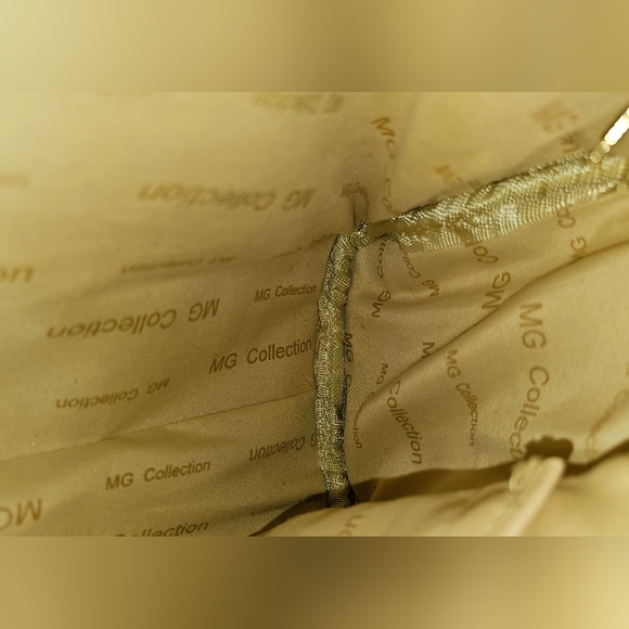 MG Collection EUC Tan Heart Embroidered Crossbody Or Hand Bag - Picture 12 of 16